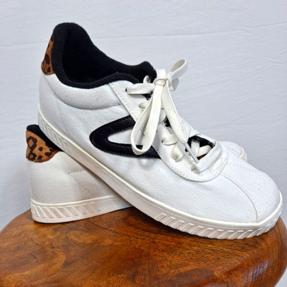 Tretorn White Canvas Callie 11 Sneaker